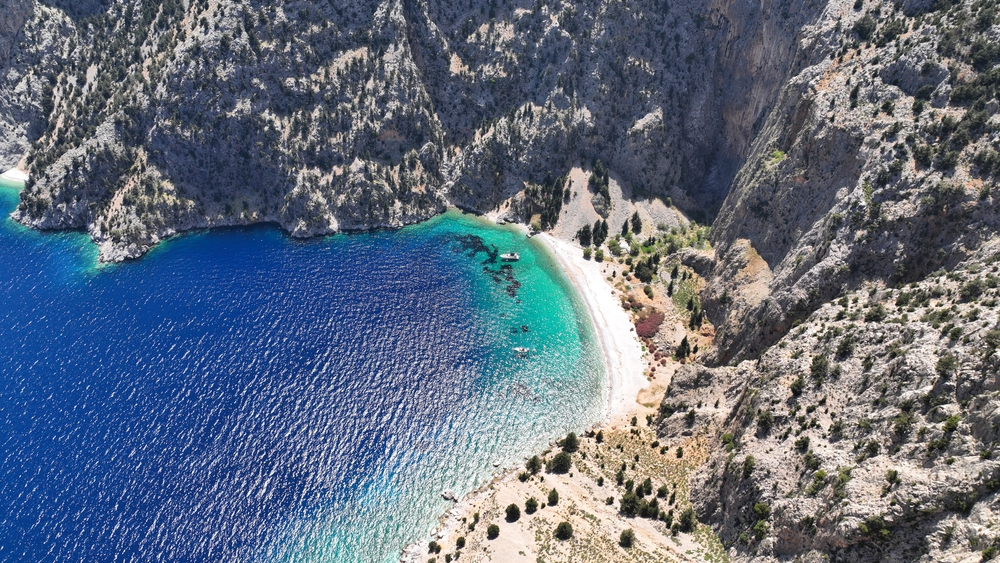 Explore the Timeless Beauty of Greece